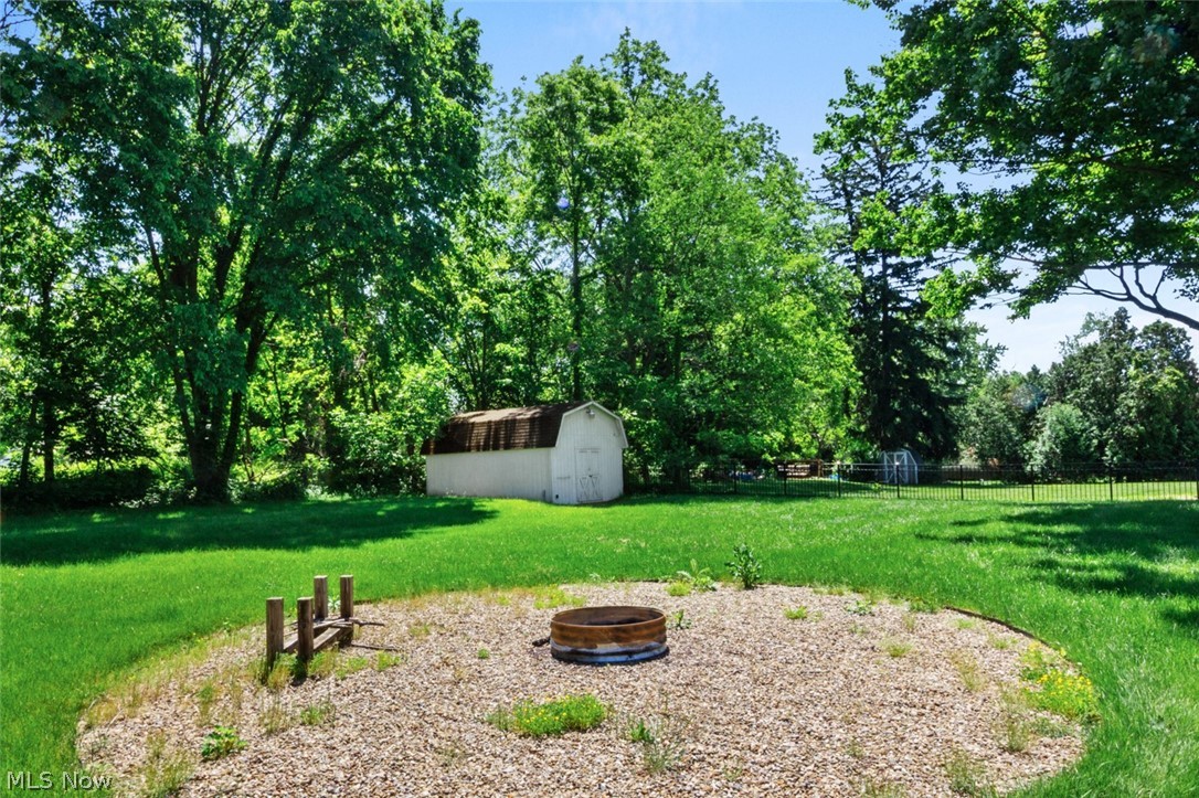 243 9th Street NE Barberton OH 44203