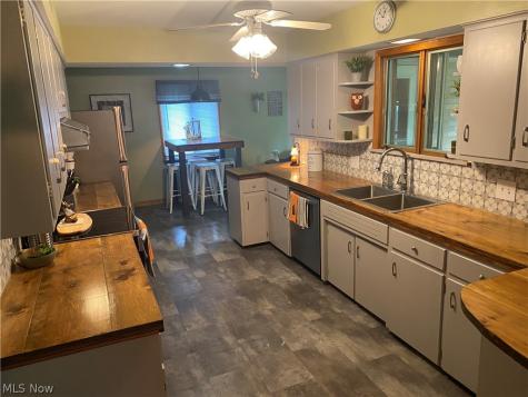46 Gillian Lane Youngstown OH 44511