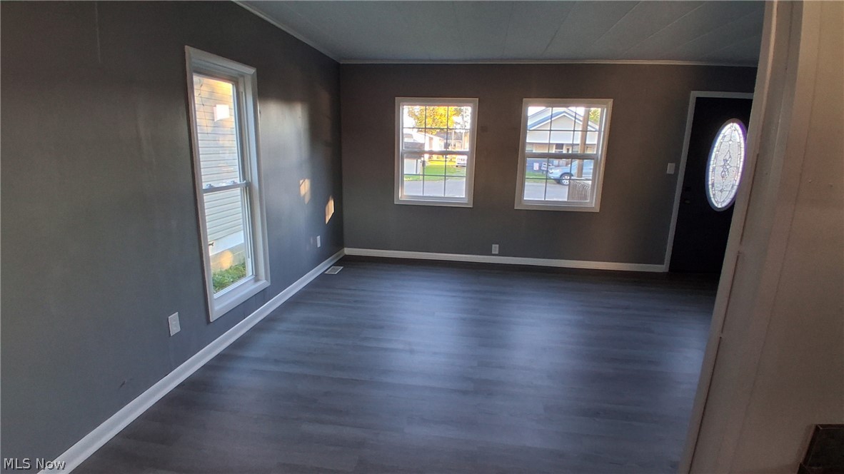 422 E 4th Street West Lafayette OH 43845
