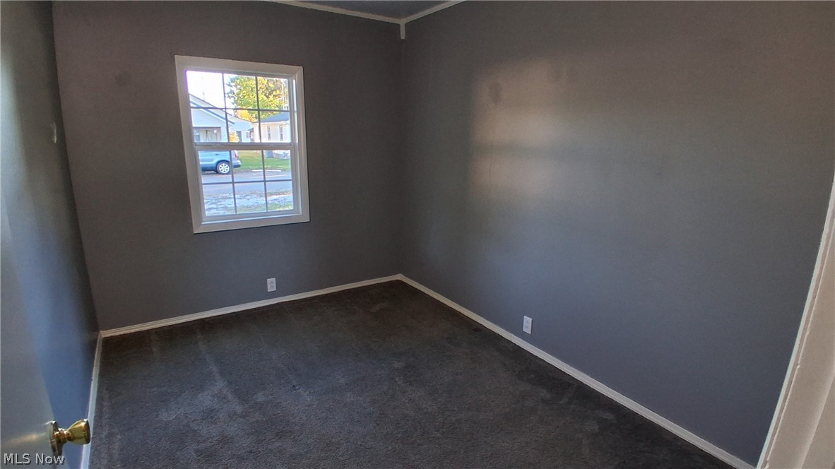 422 E 4th Street West Lafayette OH 43845