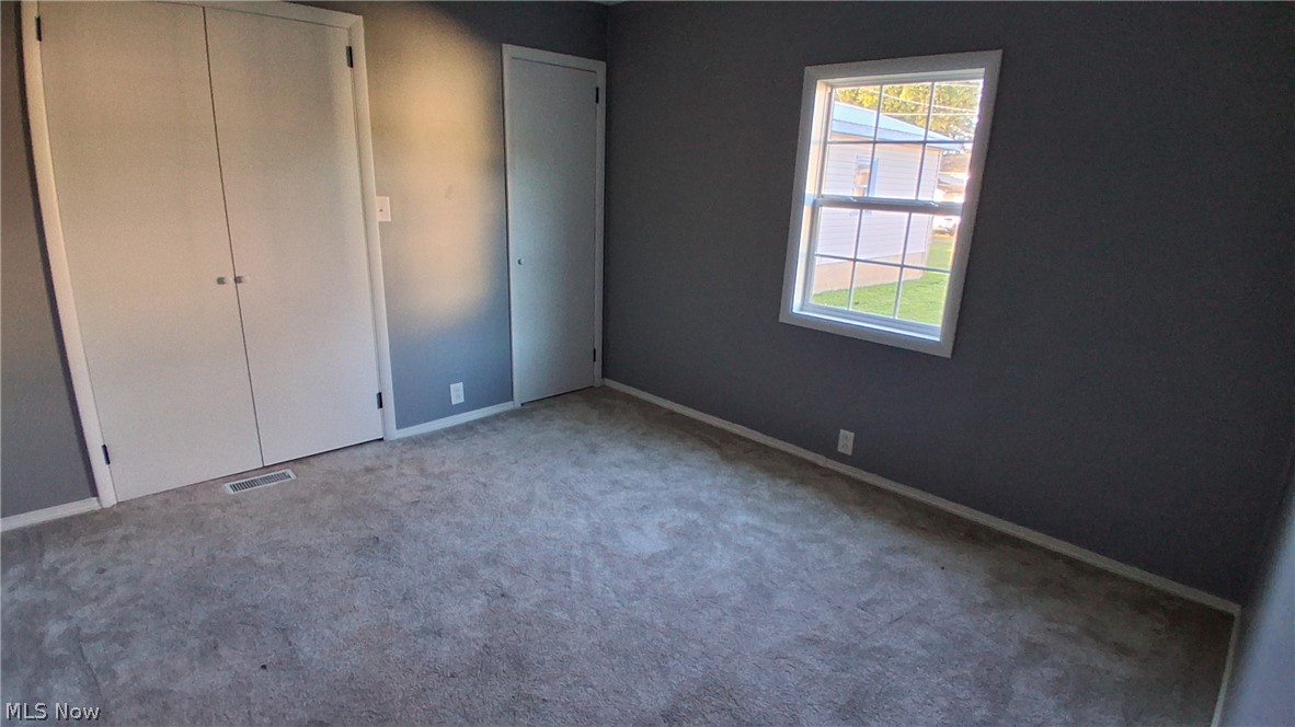 422 E 4th Street West Lafayette OH 43845