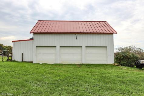5930 Vair Road Ravenna OH 44266