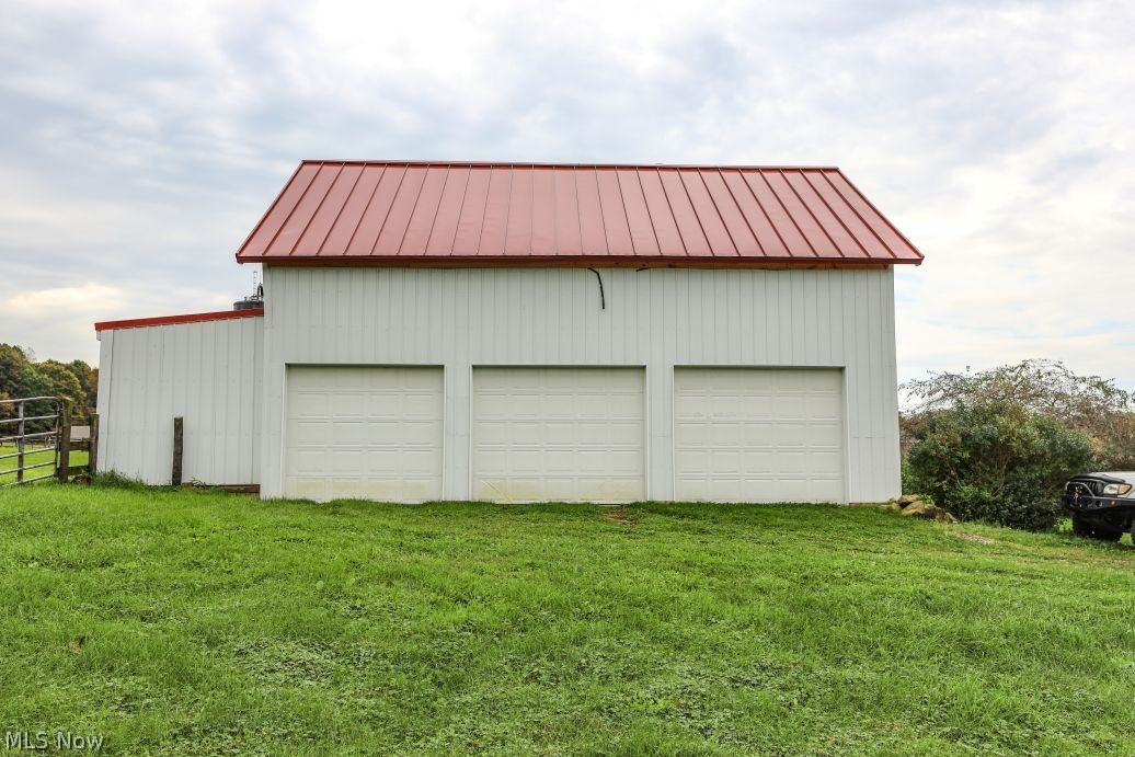 5930 Vair Road Ravenna OH 44266