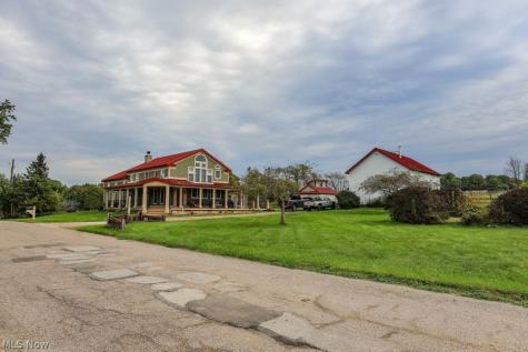 5930 Vair Road Ravenna OH 44266