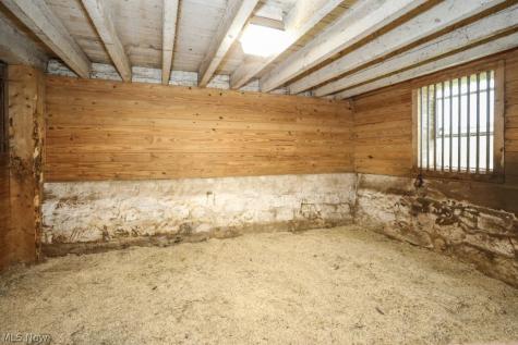 5930 Vair Road Ravenna OH 44266