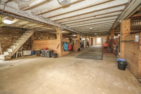 5930 Vair Road Ravenna OH 44266