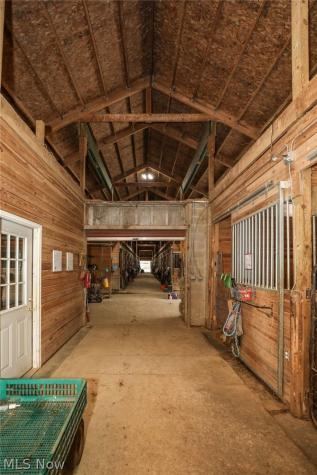 5930 Vair Road Ravenna OH 44266