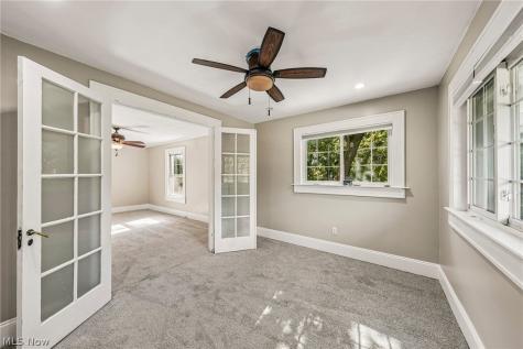1574 Alton Drive Akron OH 44313