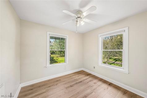1574 Alton Drive Akron OH 44313