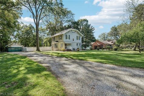 1574 Alton Drive Akron OH 44313