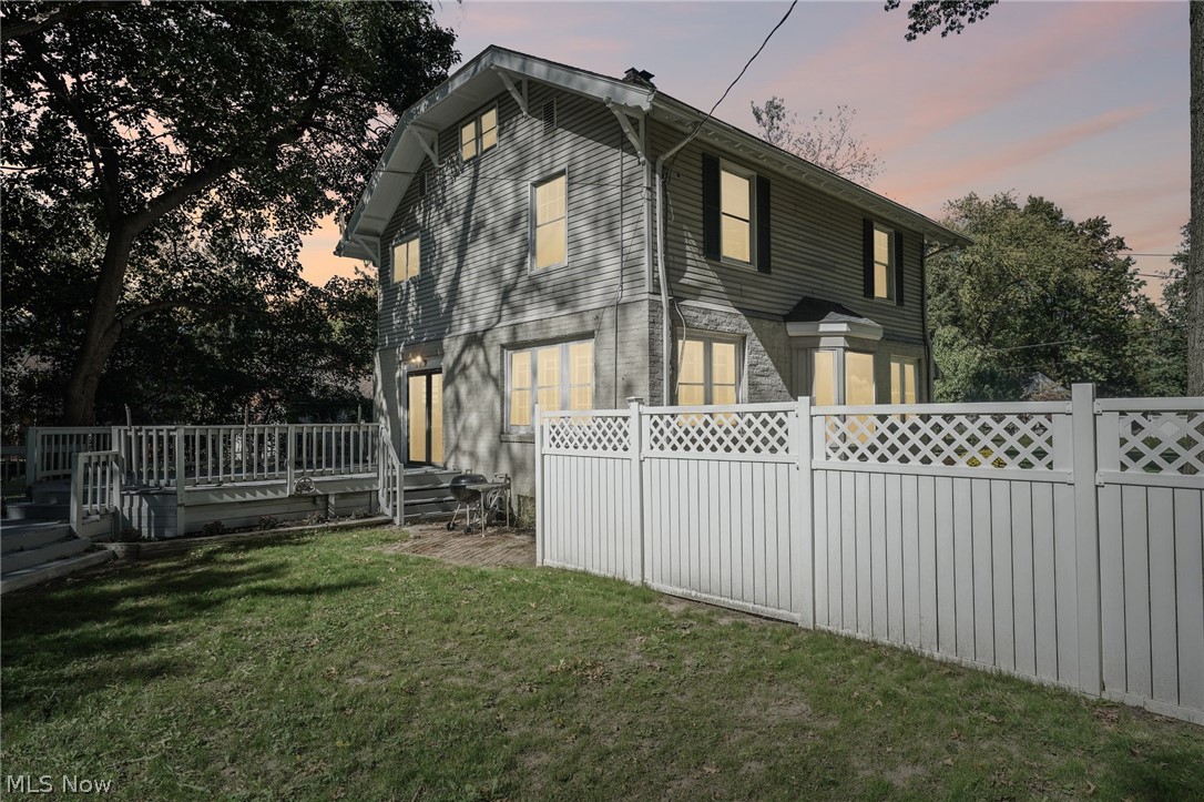 1574 Alton Drive Akron OH 44313