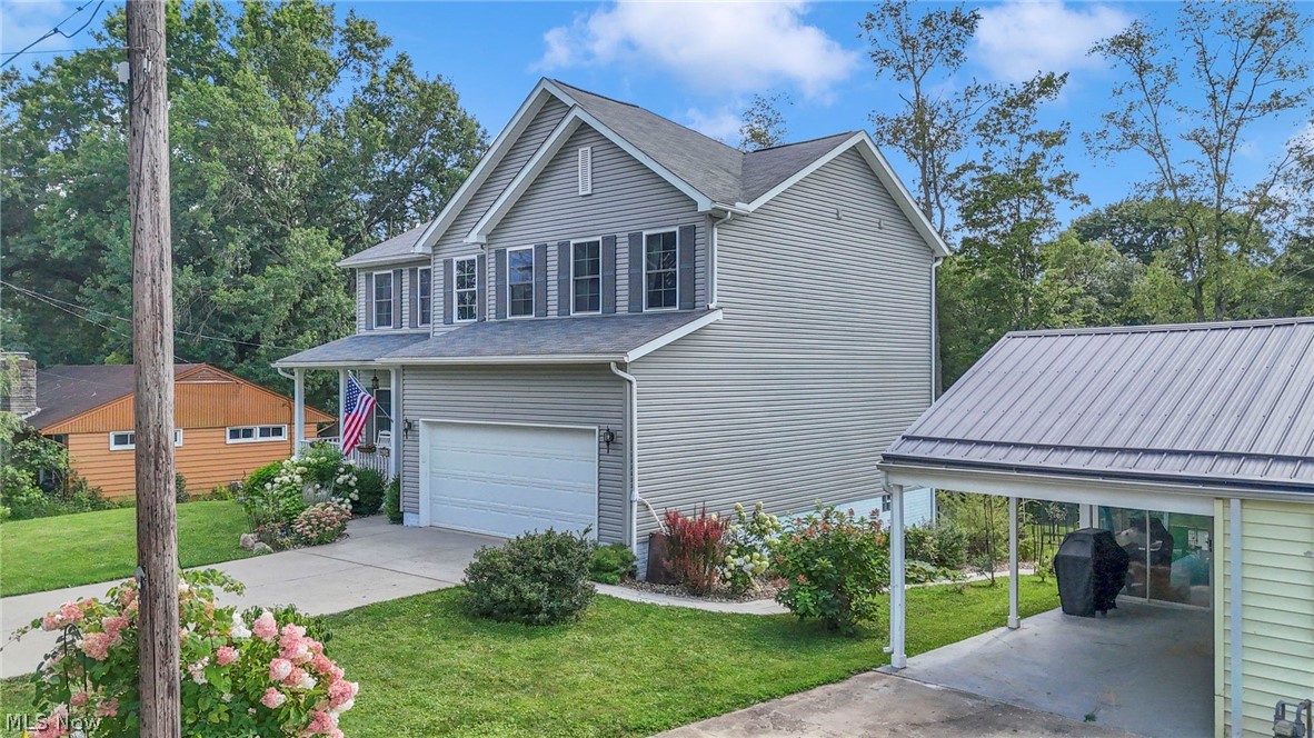 22 Garfield Avenue New Concord OH 43762