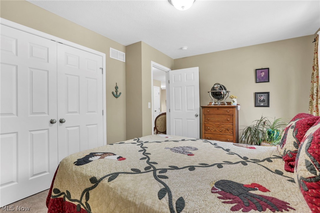 22 Garfield Avenue New Concord OH 43762
