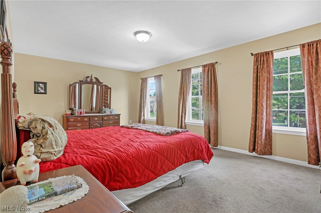 22 Garfield Avenue New Concord OH 43762