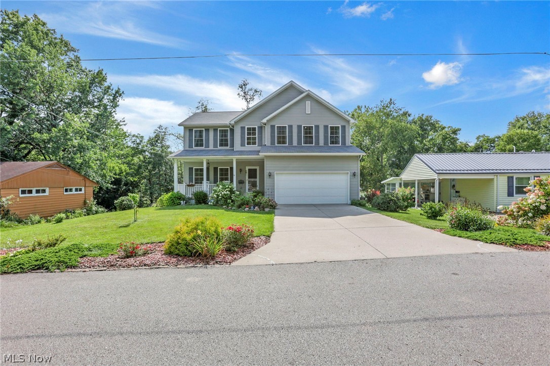 22 Garfield Avenue New Concord OH 43762