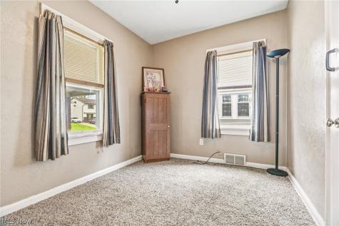 457 9th Street Elyria OH 44035