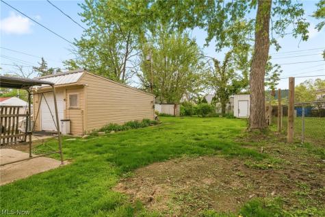 457 9th Street Elyria OH 44035