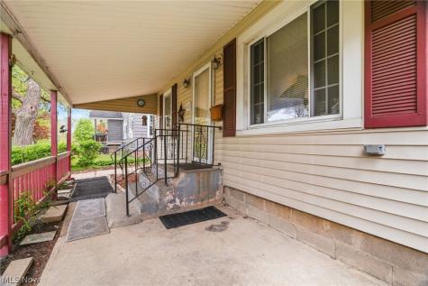 457 9th Street Elyria OH 44035