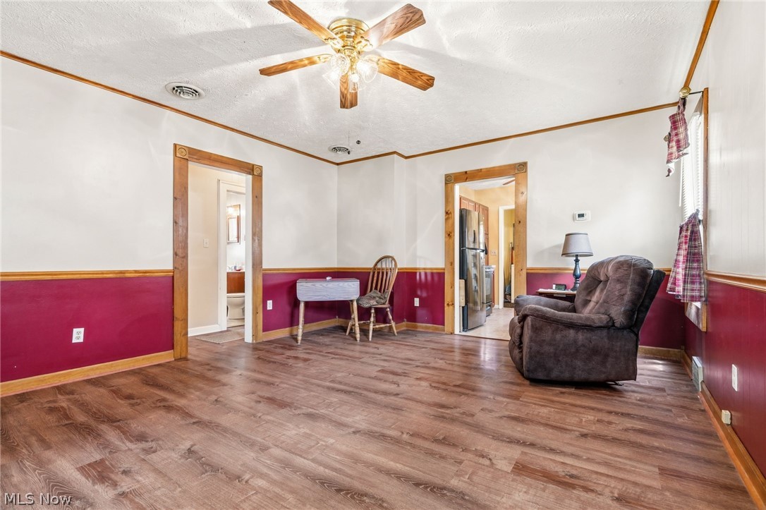 457 9th Street Elyria OH 44035