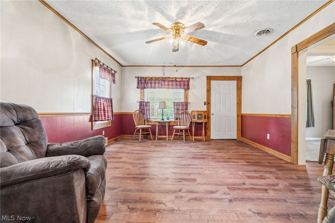 457 9th Street Elyria OH 44035