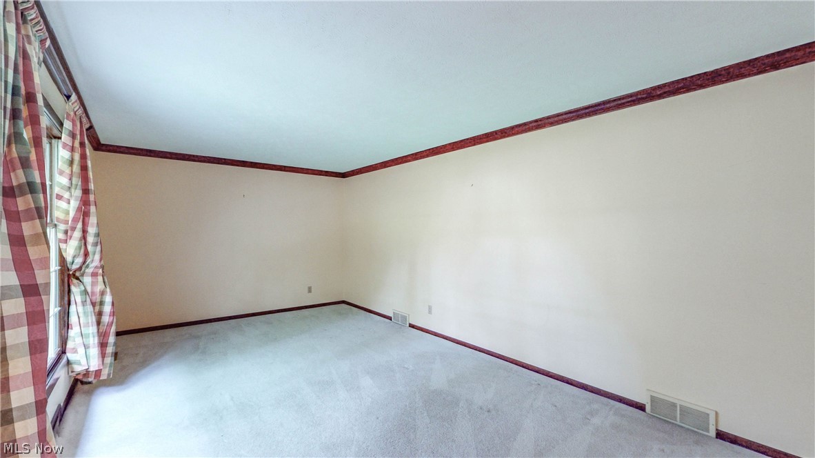 17099 Creighton Drive Chagrin Falls OH 44023