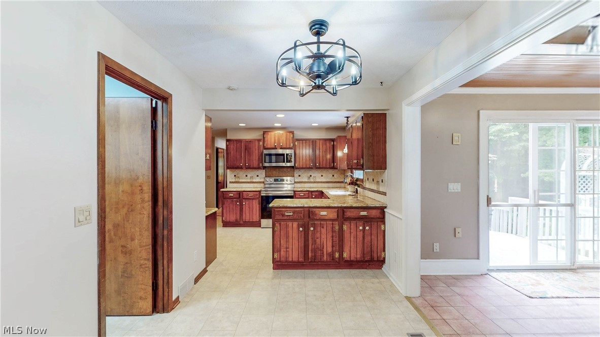 17099 Creighton Drive Chagrin Falls OH 44023