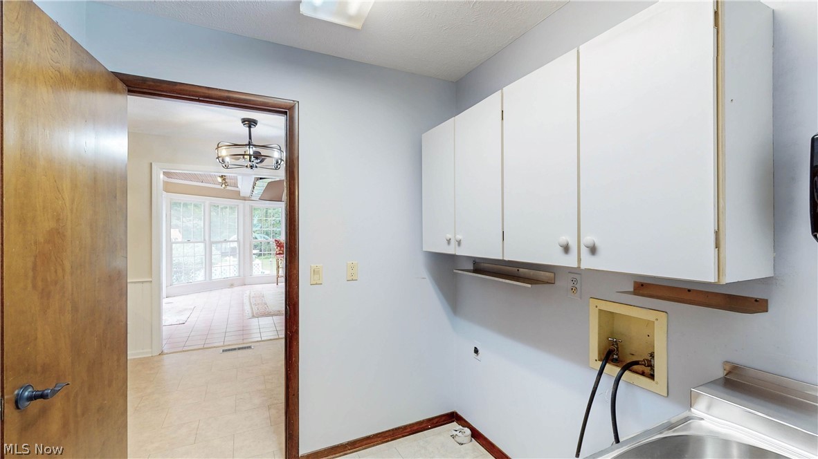 17099 Creighton Drive Chagrin Falls OH 44023