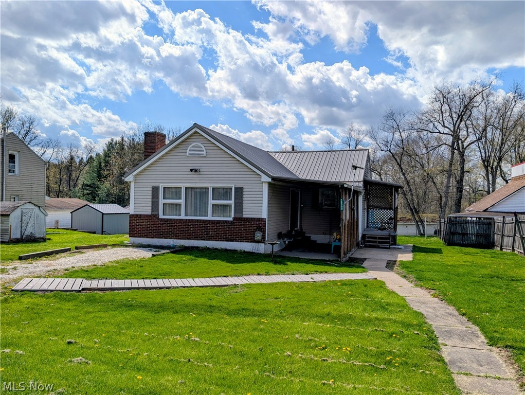 16599 Glenn Street East Liverpool OH 43920