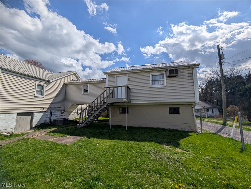 16599 Glenn Street East Liverpool OH 43920