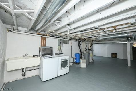 1922 State Route 44 Atwater OH 44201