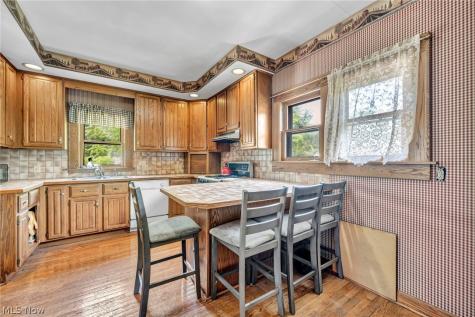 732 Robbins Avenue Niles OH 44446