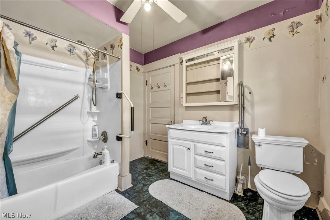 732 Robbins Avenue Niles OH 44446