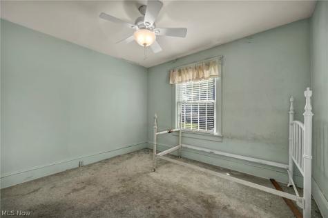732 Robbins Avenue Niles OH 44446