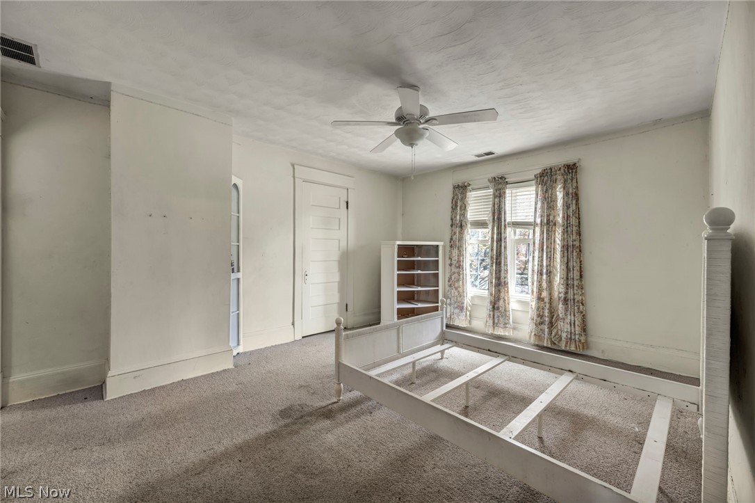 732 Robbins Avenue Niles OH 44446