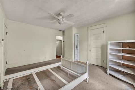 732 Robbins Avenue Niles OH 44446