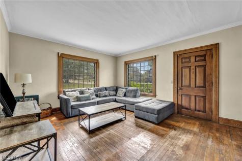 732 Robbins Avenue Niles OH 44446