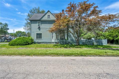 732 Robbins Avenue Niles OH 44446