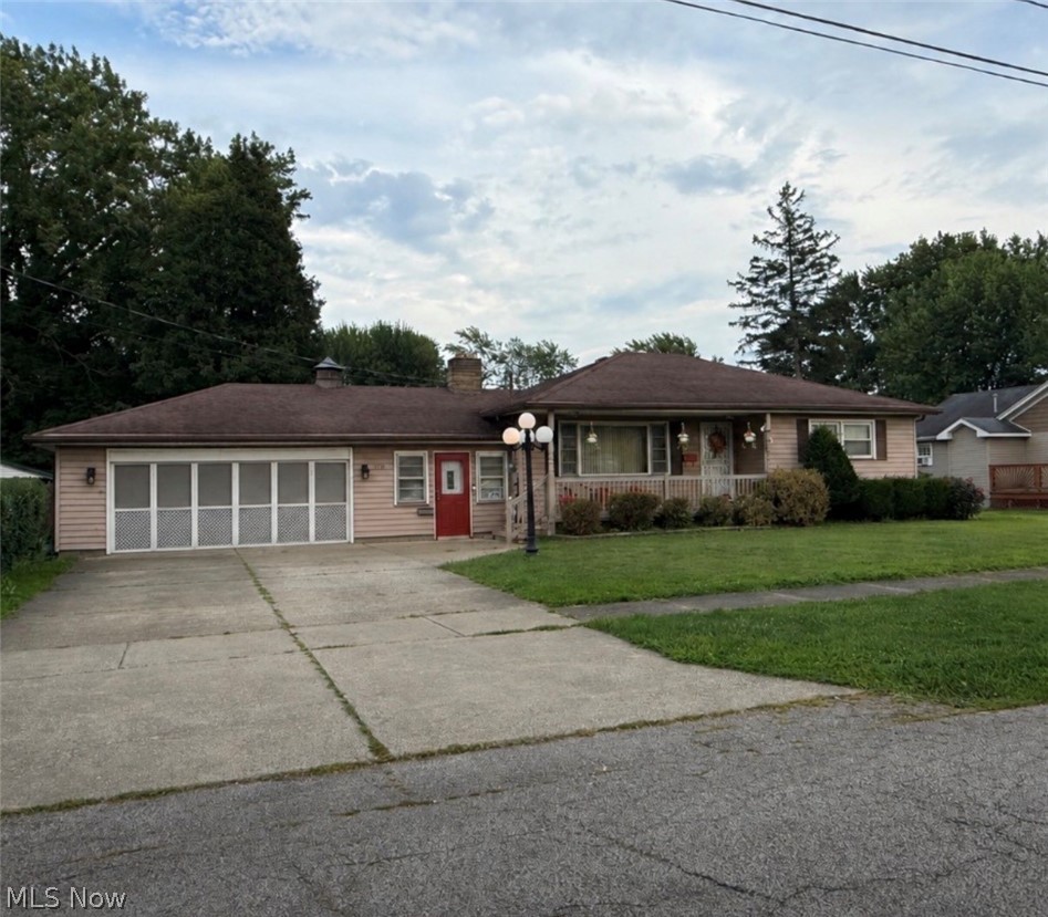 578 Sandusky Street Conneaut OH 44030