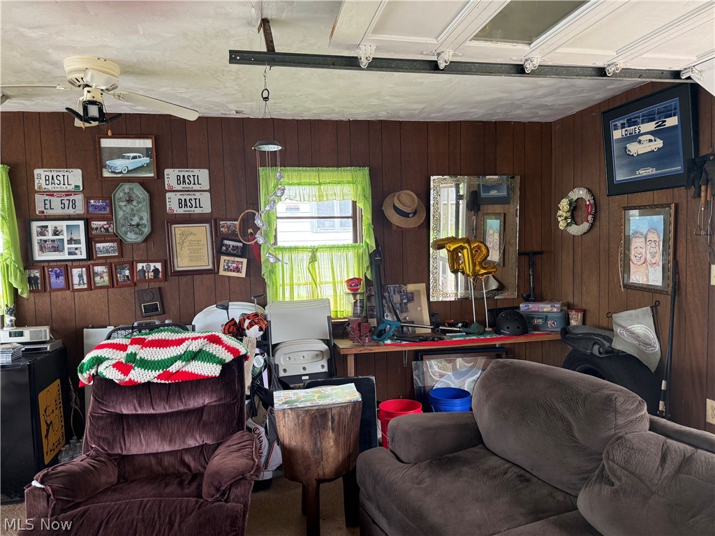 578 Sandusky Street Conneaut OH 44030