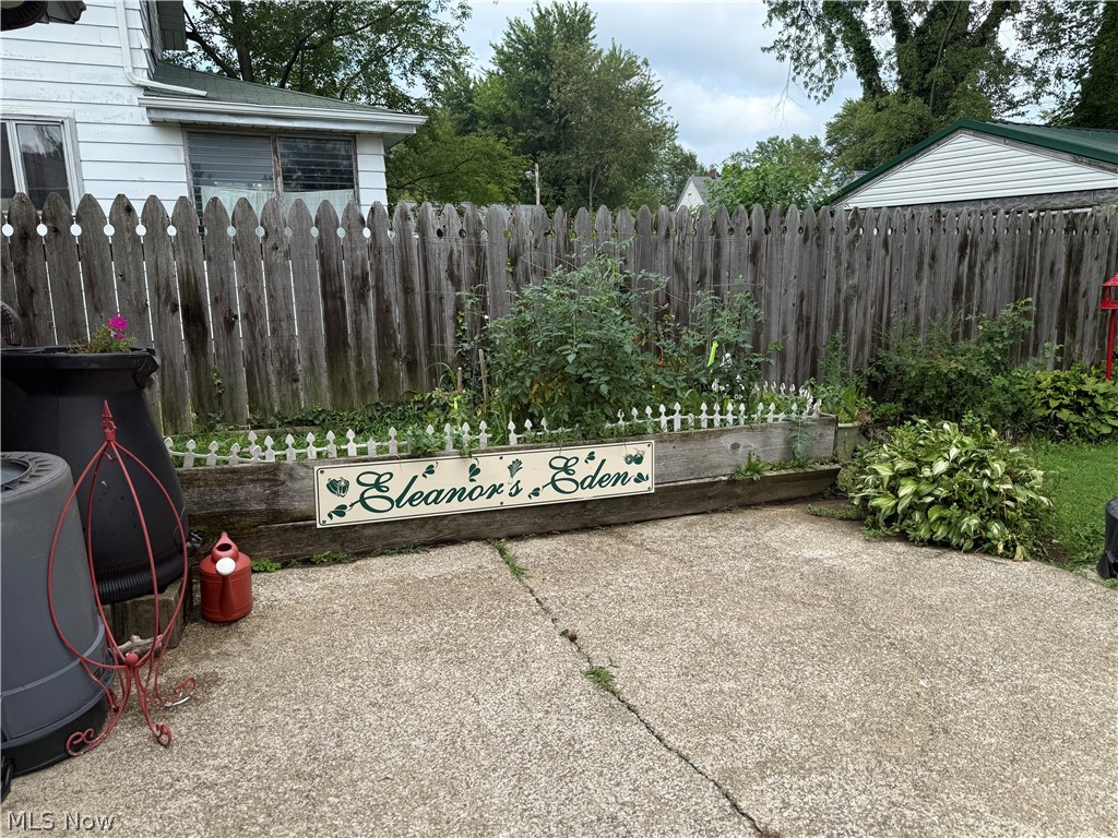 578 Sandusky Street Conneaut OH 44030
