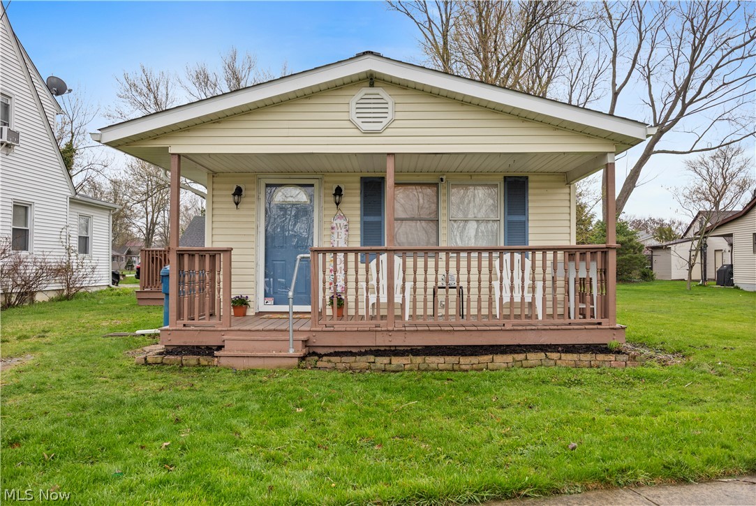 4556 Hawthorne Avenue Sheffield Lake OH 44054