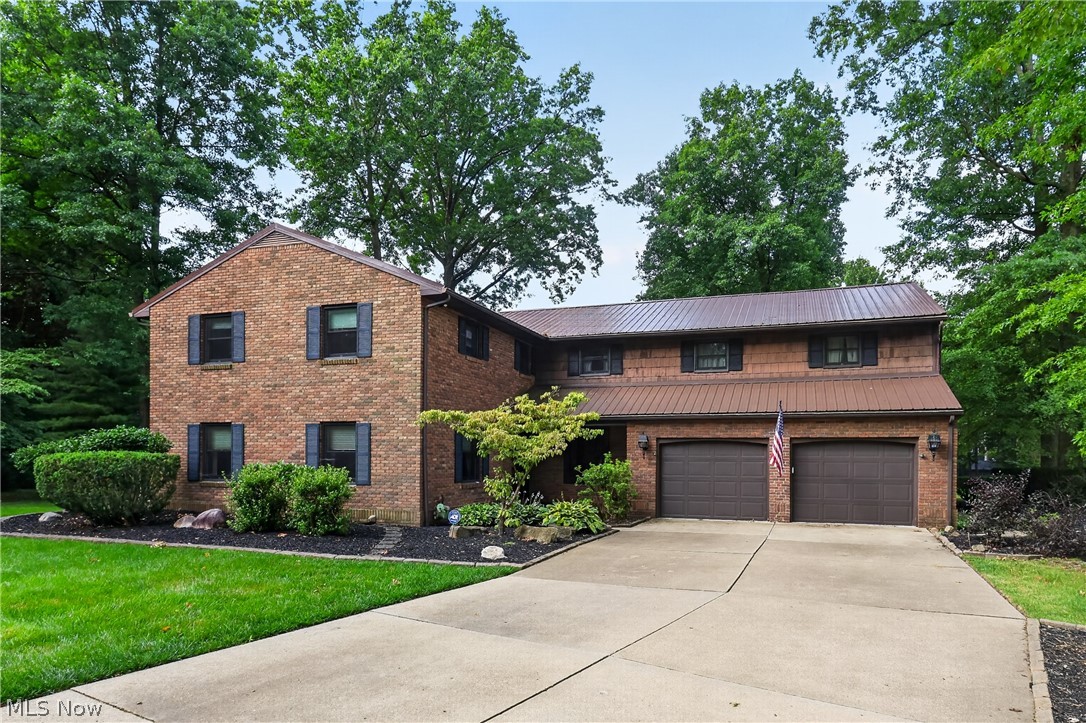 134 Quail Hollow Circle SE Howland OH 44484