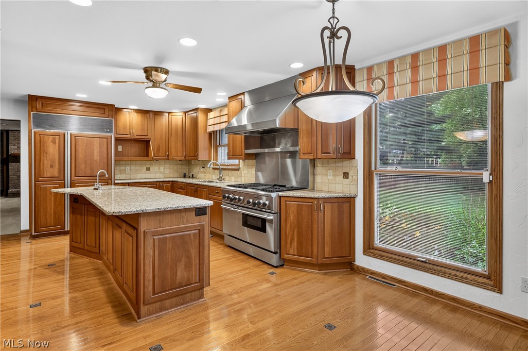 134 Quail Hollow Circle SE Howland OH 44484