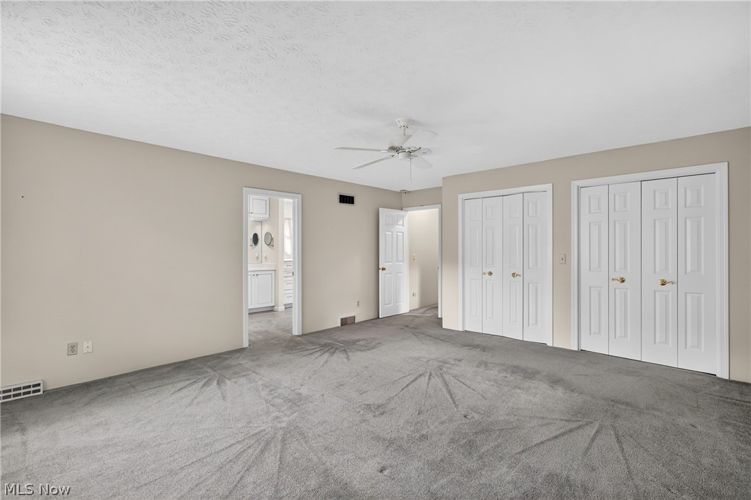 134 Quail Hollow Circle SE Howland OH 44484