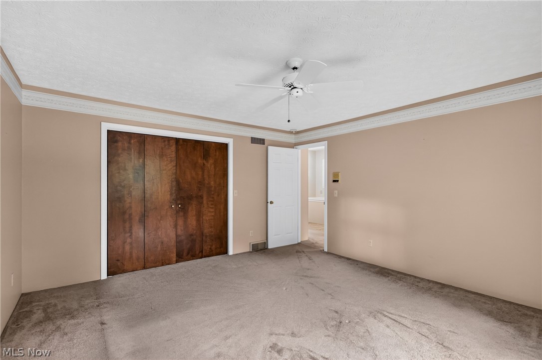 134 Quail Hollow Circle SE Howland OH 44484