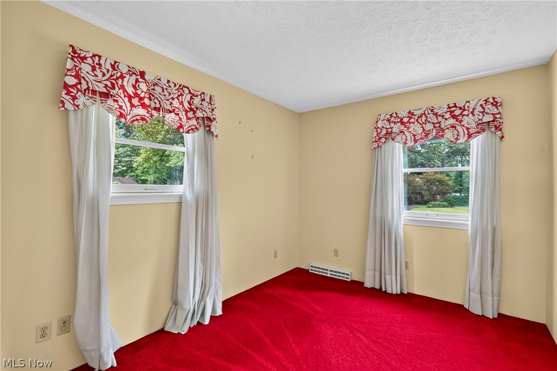 134 Quail Hollow Circle SE Howland OH 44484