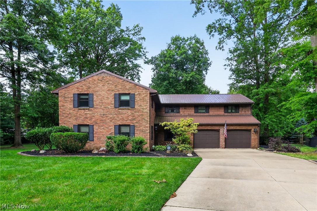 134 Quail Hollow Circle SE Howland OH 44484
