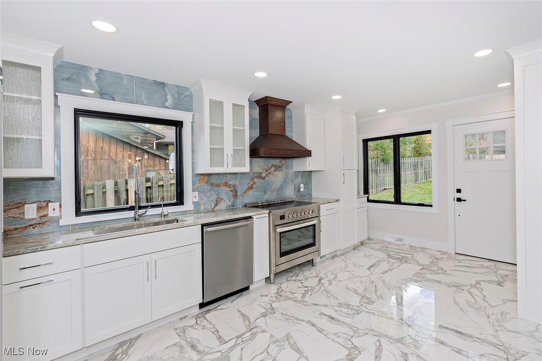 20601 Shelburne Road Shaker Heights OH 44122
