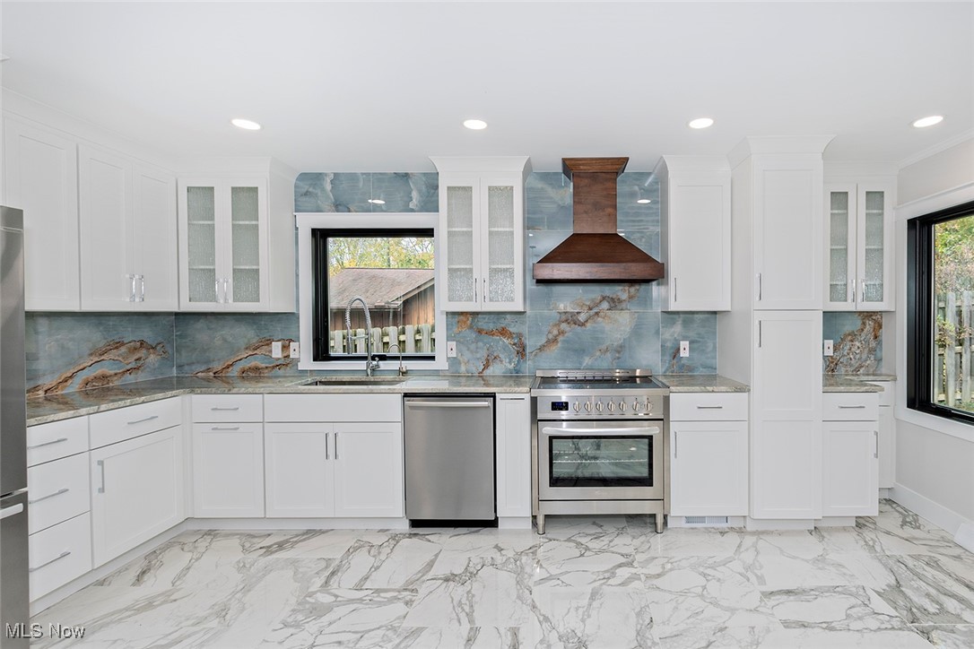 20601 Shelburne Road Shaker Heights OH 44122
