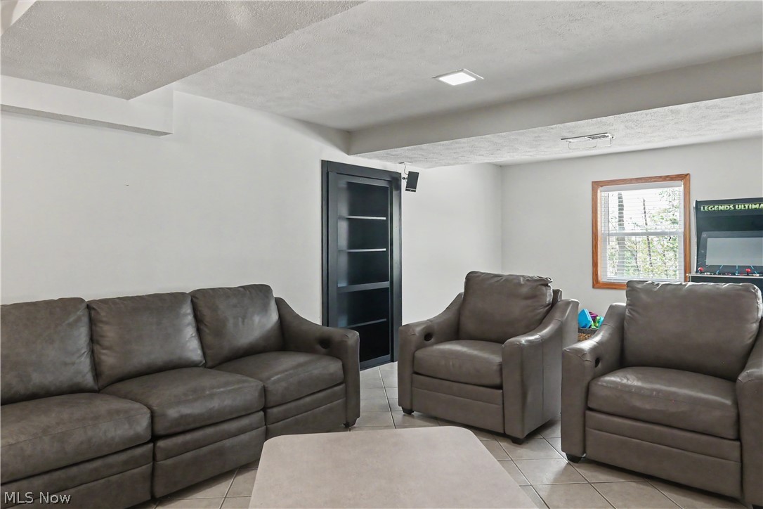 1684 Rock Road Ontario OH 44903